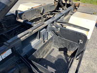 UDトラックスコンドルコンテナ専用車増トン（6t・8t）[写真19]