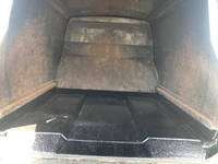 いすゞエルフパッカー車（塵芥車）小型（2t・3t）[写真12]