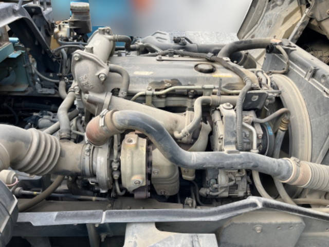 いすゞフォワードタンク車（タンクローリー）中型（4t）[写真18]