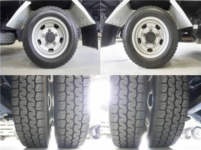 三菱ふそうキャンターダンプ小型（2t・3t）[写真25]