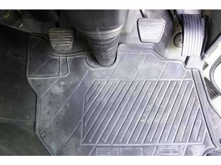 三菱ふそうキャンターダンプ小型（2t・3t）[写真31]