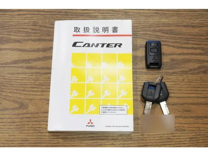 三菱ふそうキャンターダンプ小型（2t・3t）[写真37]