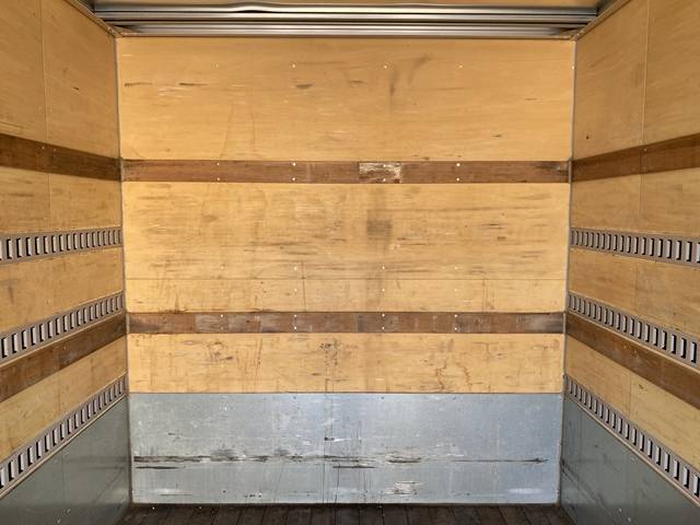 いすゞエルフアルミバン小型（2t・3t）[写真14]