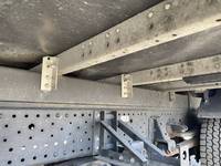 いすゞエルフアルミバン小型（2t・3t）[写真25]