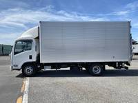 いすゞエルフアルミバン小型（2t・3t）[写真05]