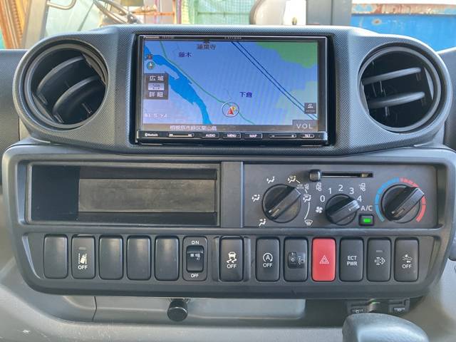 日野デュトロアルミバン小型（2t・3t）[写真34]