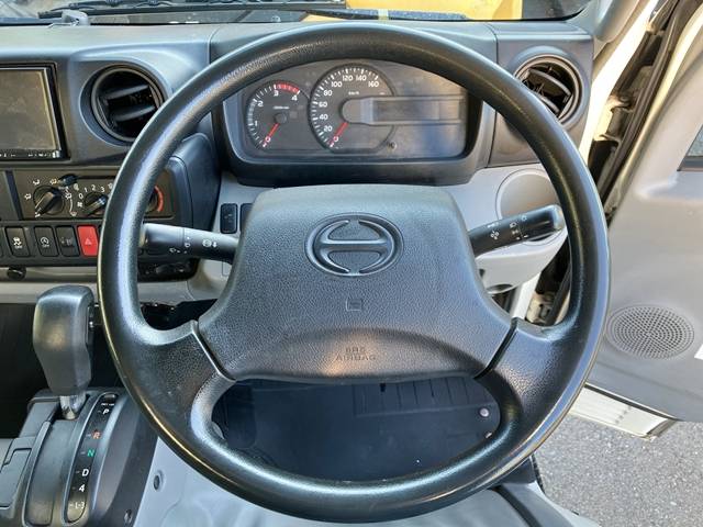 日野デュトロアルミバン小型（2t・3t）[写真35]