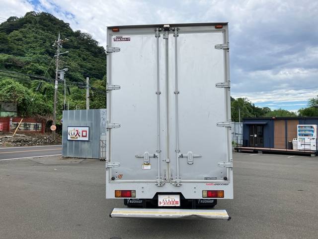 日野デュトロアルミバン小型（2t・3t）[写真09]