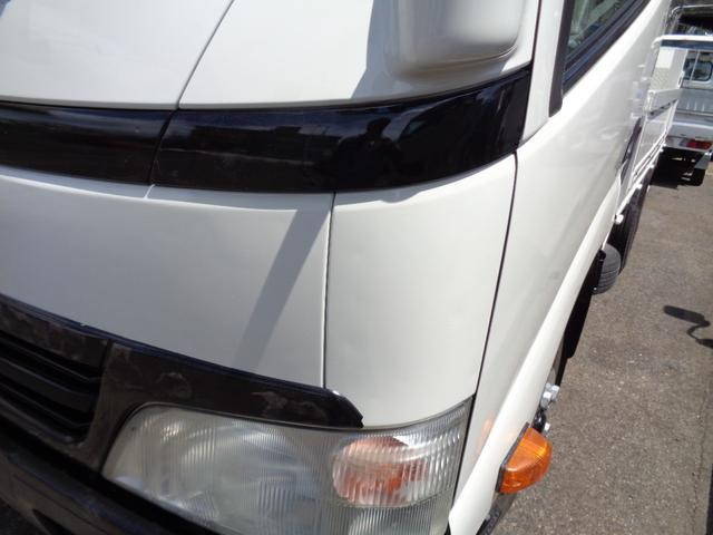 日野デュトロ平ボディ小型（2t・3t）[写真10]