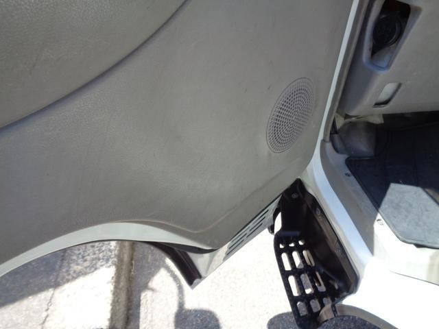 日野デュトロ平ボディ小型（2t・3t）[写真11]