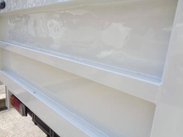 日野デュトロ平ボディ小型（2t・3t）[写真16]