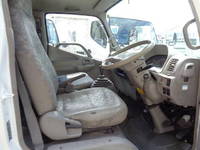 日野デュトロ平ボディ小型（2t・3t）[写真21]