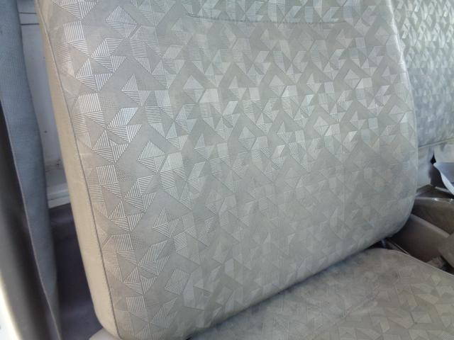 日野デュトロ平ボディ小型（2t・3t）[写真27]