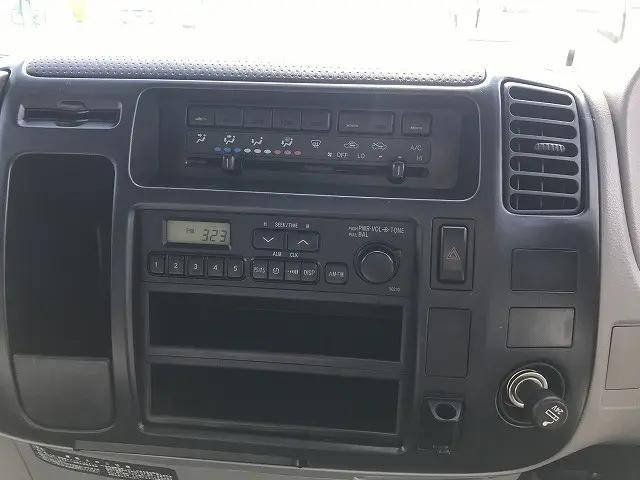 日野デュトロ平ボディ小型（2t・3t）[写真22]