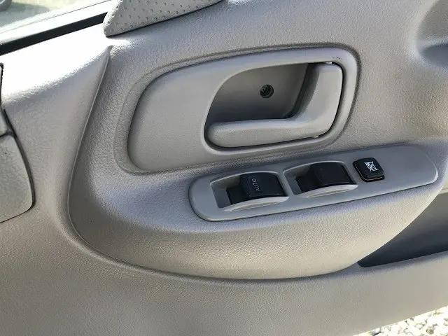 日野デュトロ平ボディ小型（2t・3t）[写真24]