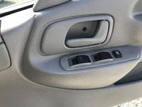 日野デュトロ平ボディ小型（2t・3t）[写真24]