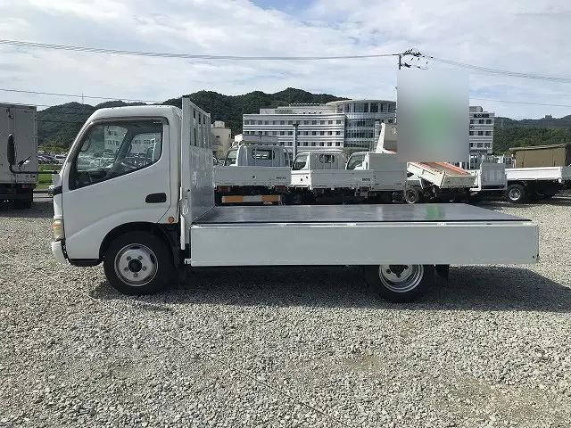 日野デュトロ平ボディ小型（2t・3t）[写真09]