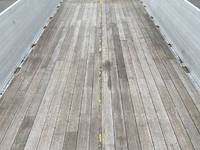 三菱ふそうファイターアルミブロック中型（4t）[写真13]