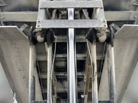 いすゞギガダンプ大型（10t）[写真12]