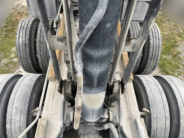 いすゞギガダンプ大型（10t）[写真14]