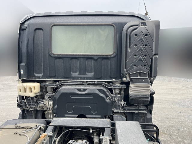 いすゞギガダンプ大型（10t）[写真19]