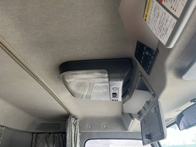 いすゞギガダンプ大型（10t）[写真30]