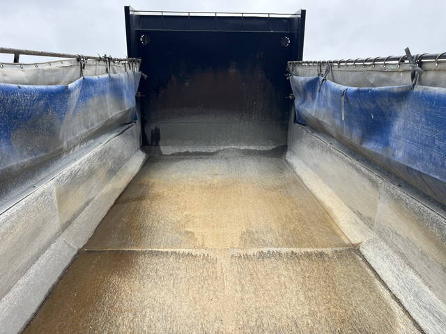 いすゞギガダンプ大型（10t）[写真07]