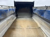 いすゞギガダンプ大型（10t）[写真07]