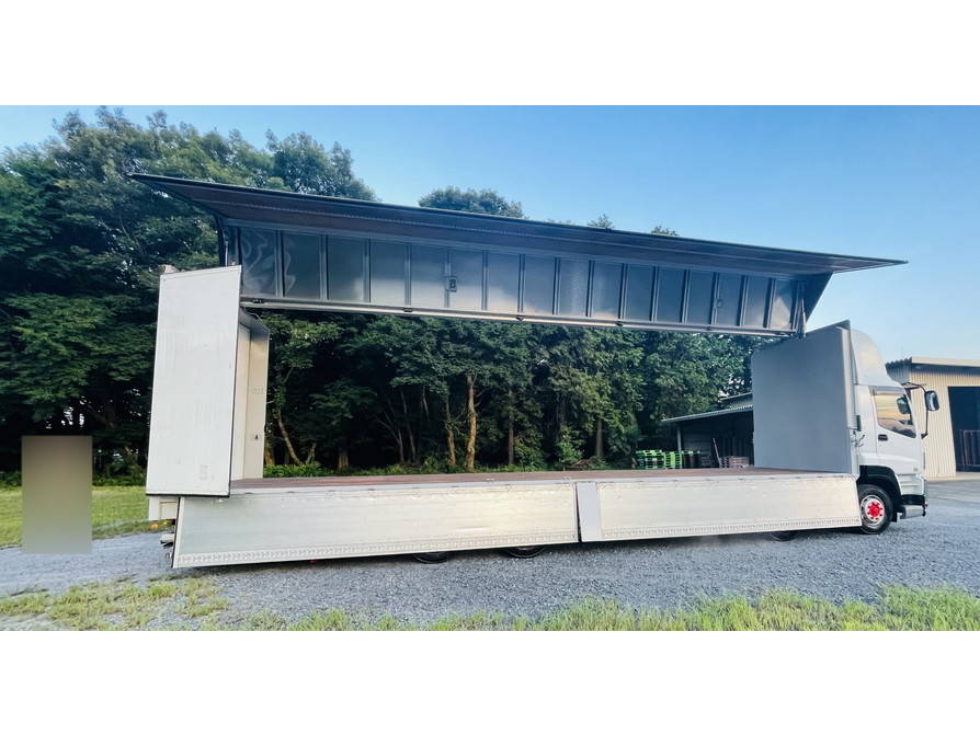 いすゞギガアルミウイング大型（10t）[写真19]