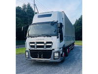 いすゞギガアルミウイング大型（10t）[写真02]