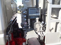 三菱ふそうキャンター平ボディ小型（2t・3t）[写真15]