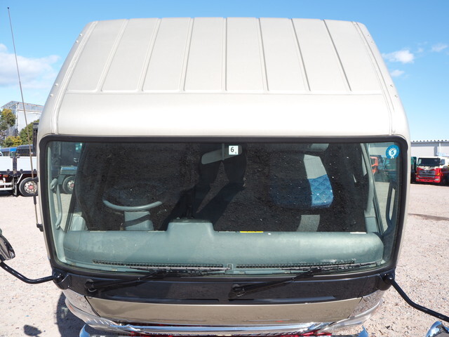 三菱ふそうキャンタークレーン6段小型（2t・3t）[写真18]