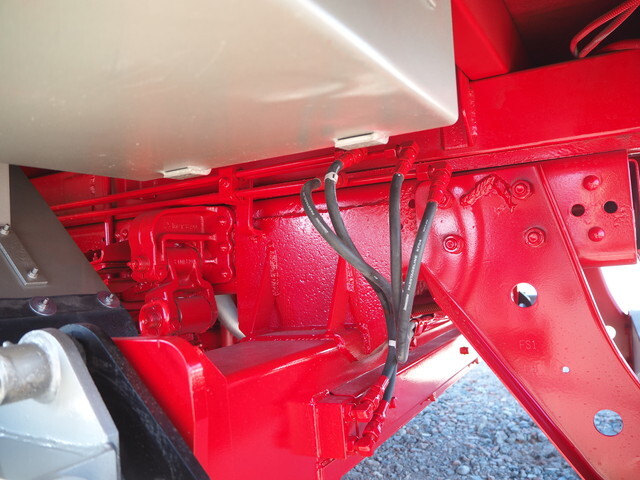 三菱ふそうキャンター平ボディ小型（2t・3t）[写真28]