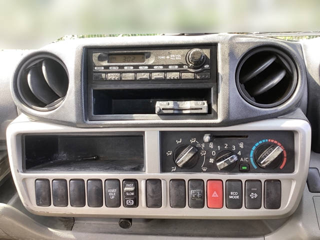 トヨタトヨエースダンプ小型（2t・3t）[写真18]