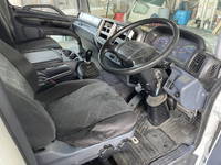 日野レンジャーアルミウイング中型（4t）[写真32]