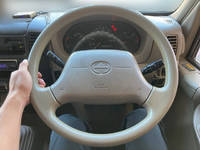 日野デュトロクレーン4段小型（2t・3t）[写真29]