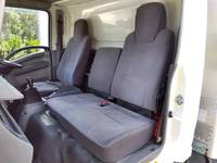 いすゞエルフアルミバン小型（2t・3t）[写真30]