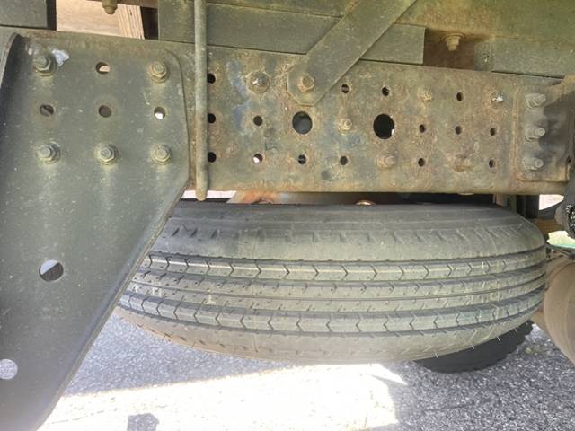 三菱ふそうキャンター平ボディ小型（2t・3t）[写真11]