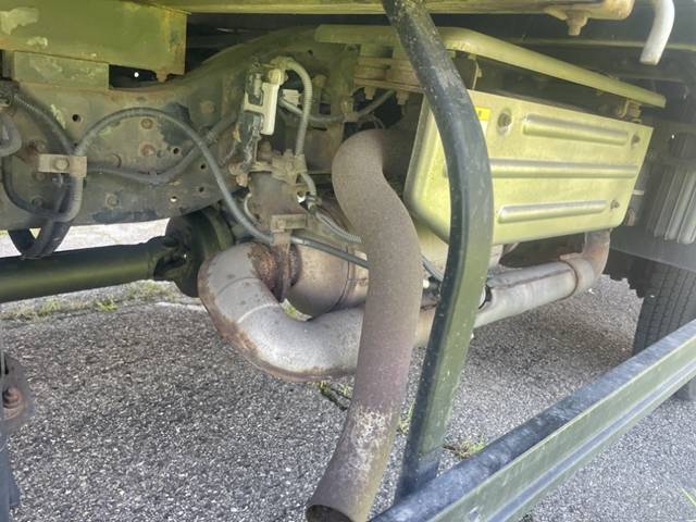 三菱ふそうキャンター平ボディ小型（2t・3t）[写真18]