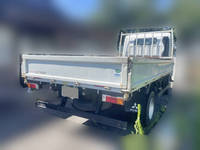 三菱ふそうキャンター平ボディ小型（2t・3t）[写真02]