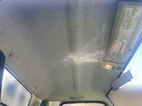 三菱ふそうキャンター平ボディ小型（2t・3t）[写真31]