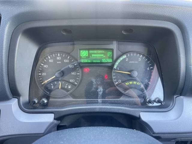 三菱ふそうキャンター平ボディ小型（2t・3t）[写真38]