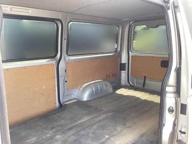 トヨタハイエースバン小型（2t・3t）[写真08]