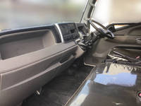 三菱ふそうキャンター平ボディ小型（2t・3t）[写真18]