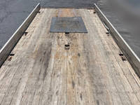 いすゞギガセルフクレーン4段大型（10t）[写真10]