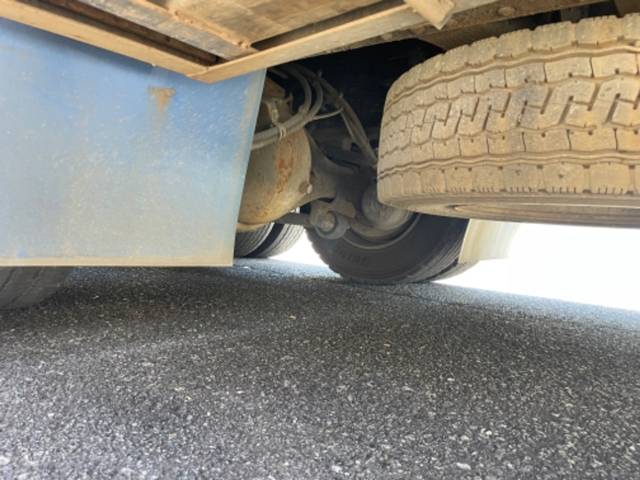 いすゞギガセルフクレーン4段大型（10t）[写真27]