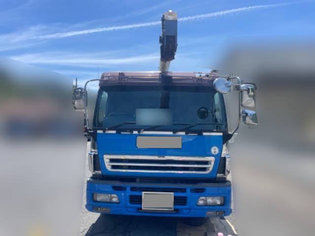 いすゞギガセルフクレーン4段大型（10t）[写真05]