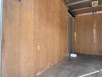 三菱ふそうキャンターアルミバン小型（2t・3t）[写真11]