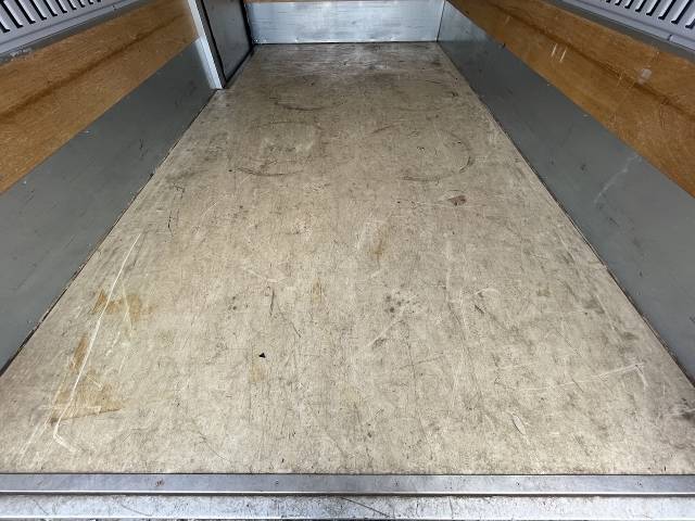 日産アトラスアルミバン小型（2t・3t）[写真30]