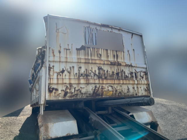 いすゞエルフローダーダンプ小型（2t・3t）[写真13]